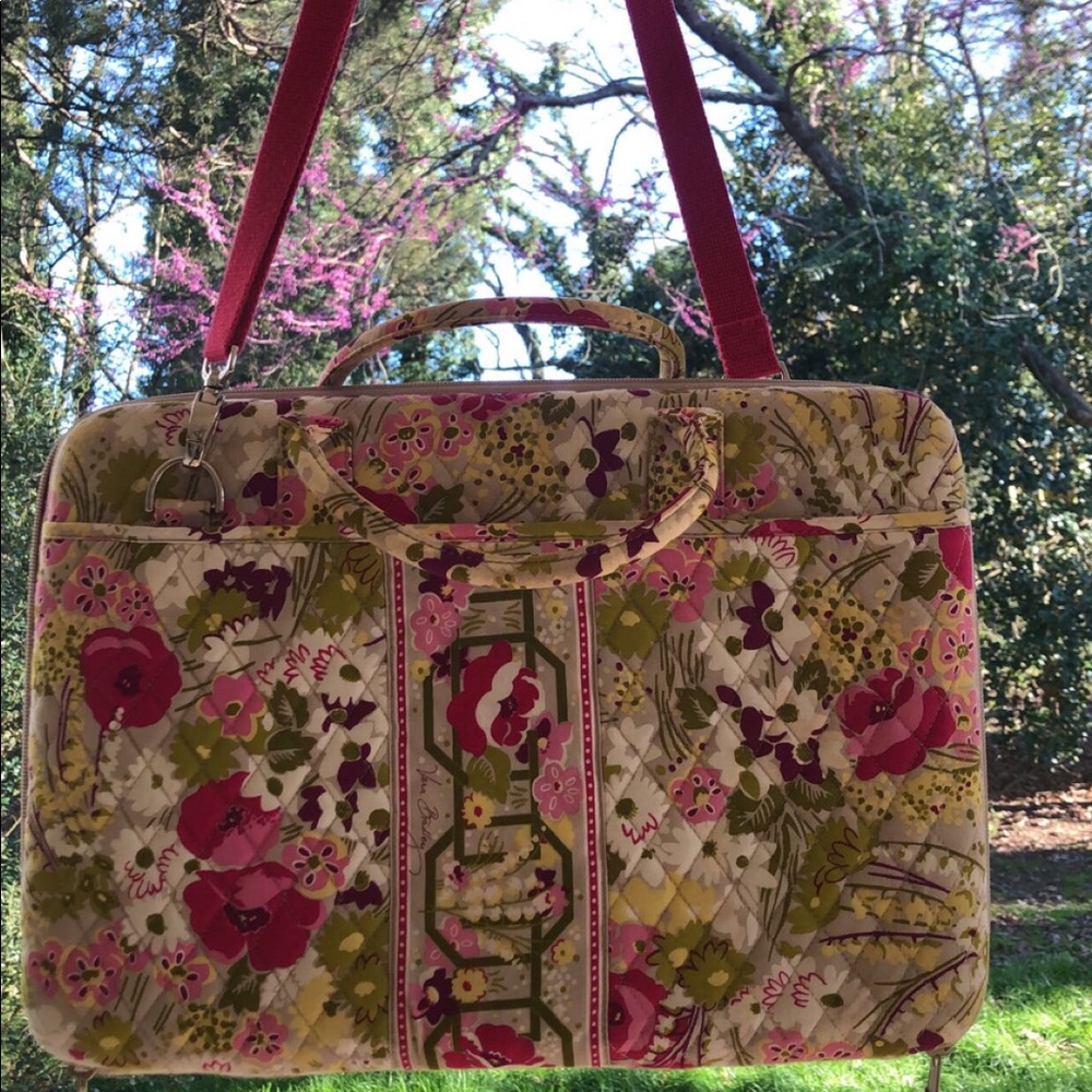 Vera Bradley lap top case.